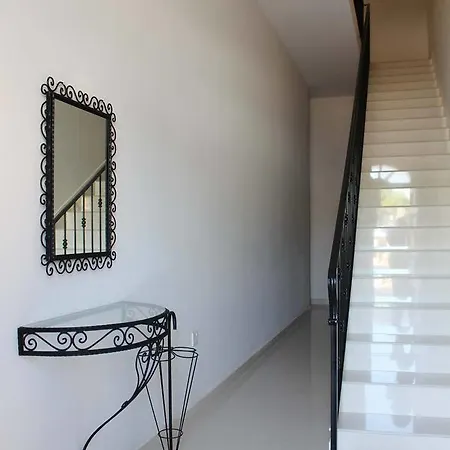 Apartament Modern In Malta *